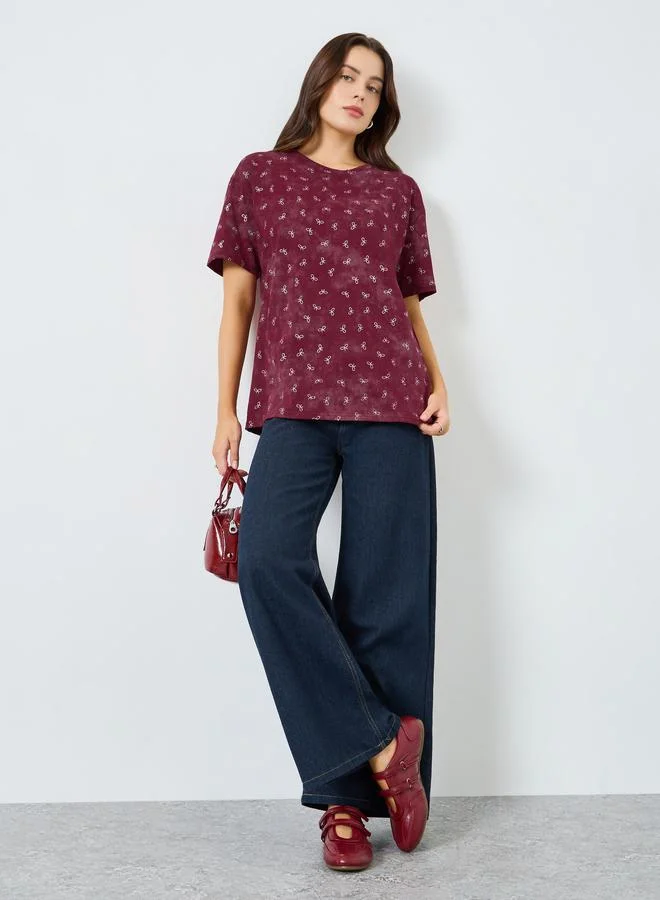 Styli Women Burgundy Bow Print Oversized T-Shirt